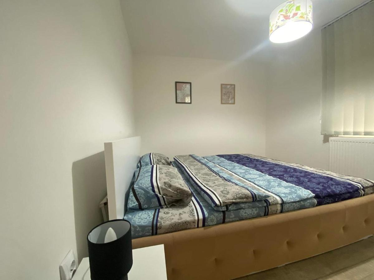 The Best Apartament Central Hunedoara Exterior foto